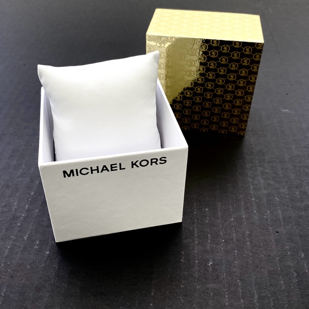 Michael Kors Monogram Gold/White Jewelry Gift Box w/Jewelry Pillow